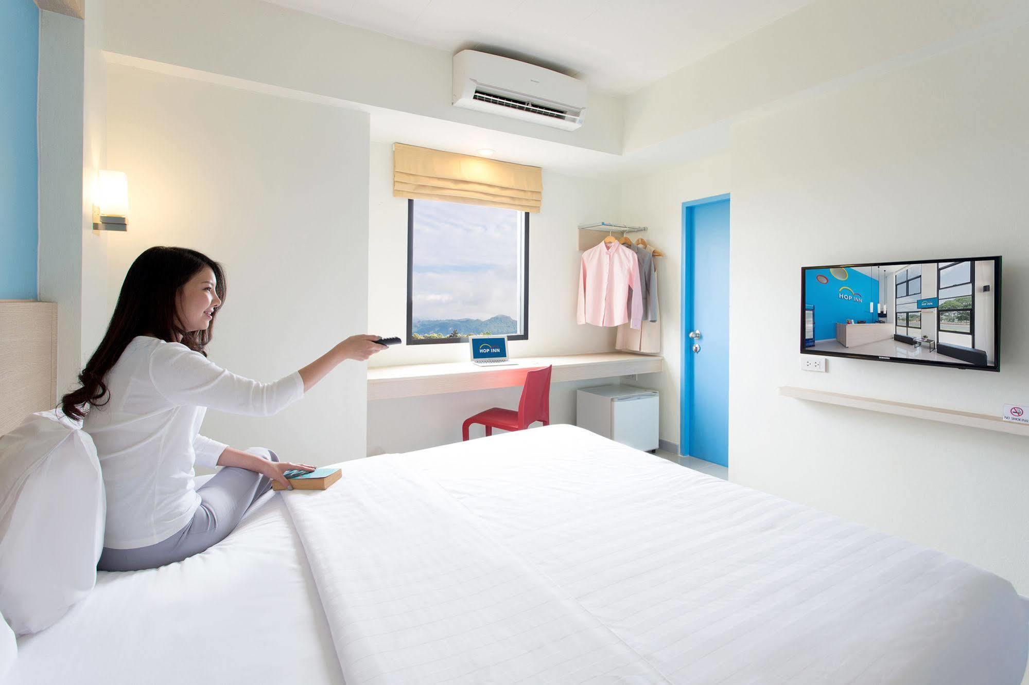 Hop Inn Lampang Exterior foto